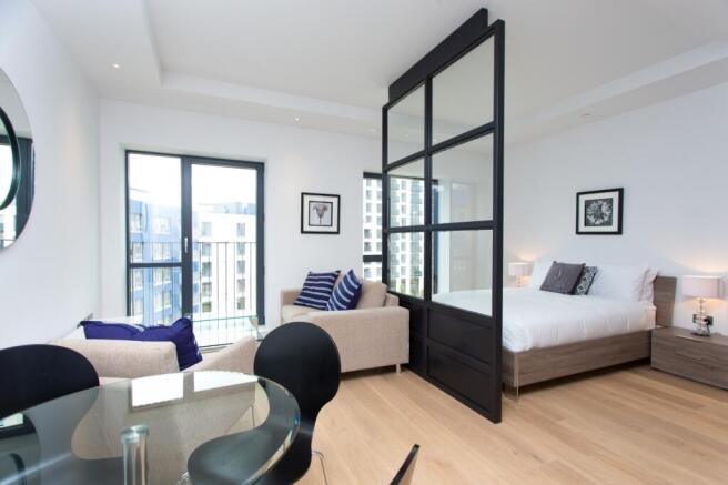 Living/Sleeping Area