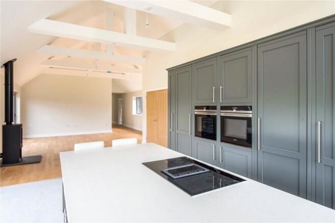 5 Bedroom Barn Conversion To Rent In Kites View Barns Bradden