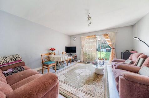 Barge House Road, London, E16