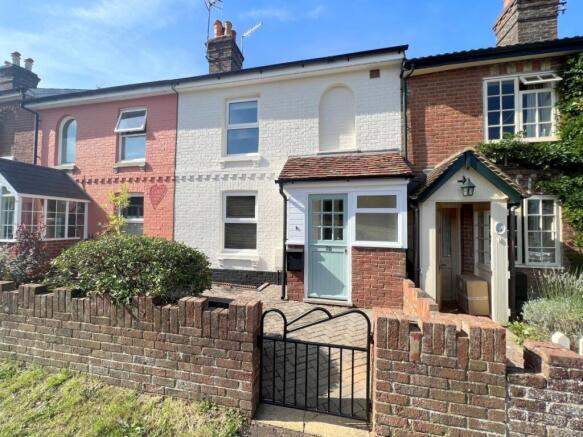 3 Bed Unfurnished Terraced