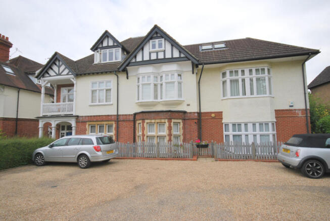 2 Bed Unfurnished Luxury Apartment