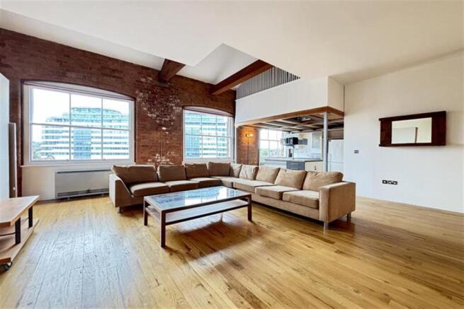 Kitchen/Living/Dinin