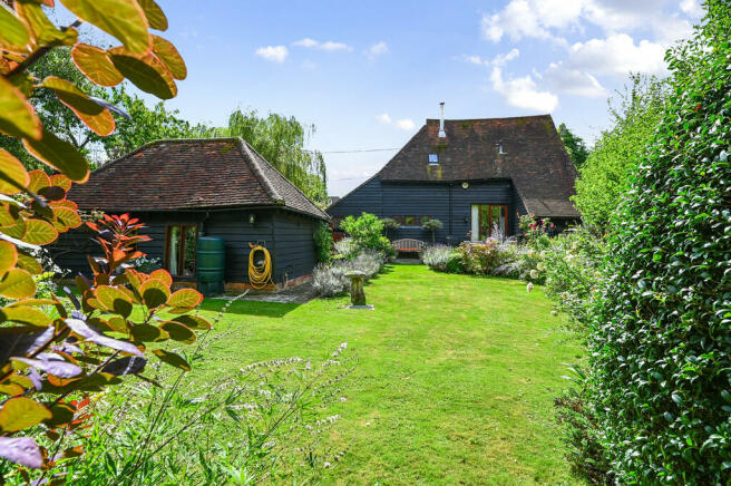 Clench Green barn...