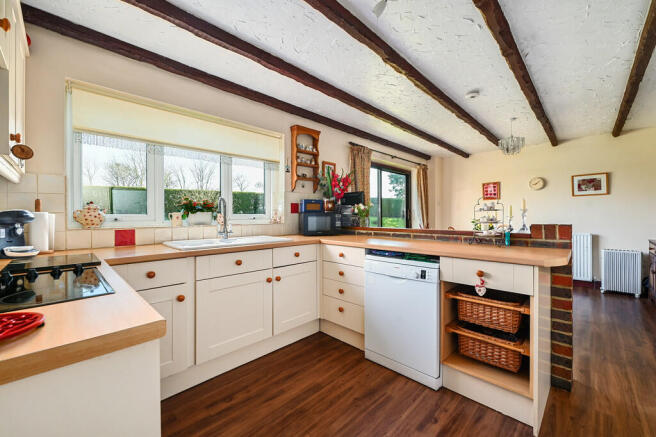 4 Dowle close tn2...