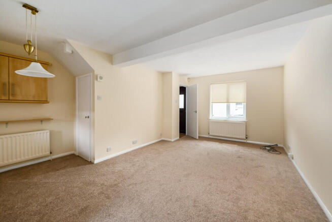 2 ryecroft tn31 -...