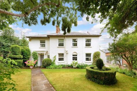 Weedon, Buckinghamshire, HP22