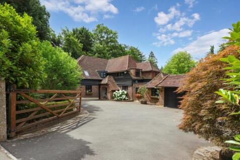 Hawkshill Way, Esher, Surrey, KT10