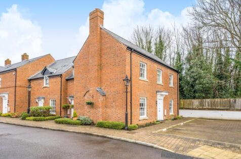 Bridge Park, Twyford, Reading, Berkshire, RG10