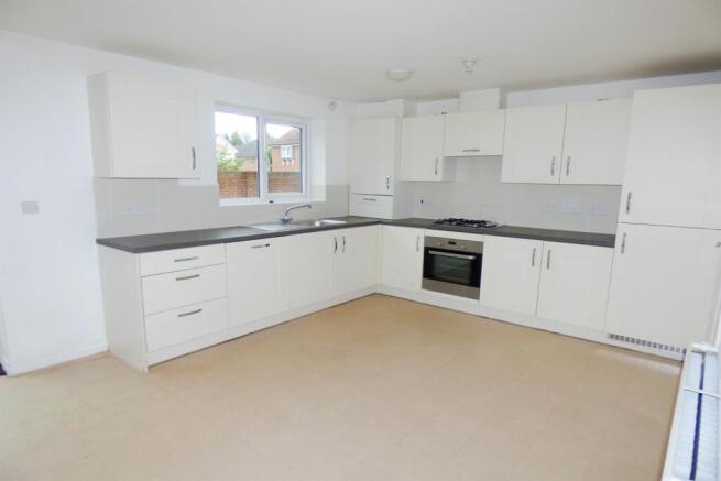 Kitchen/Dining Area