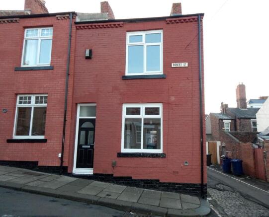 2 bedroom terraced house for sale in Robert Street, South Shields, NE33