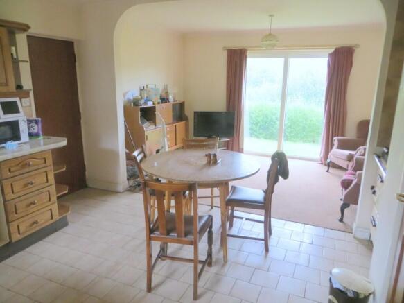 Kitchen/Breakfast/