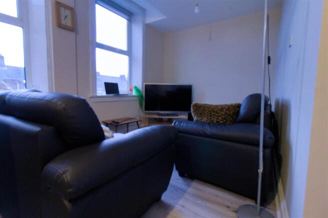 184 Helmsley Road (8).jpg