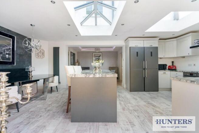 94395_White House Selby Road Camblesforth (16) - C