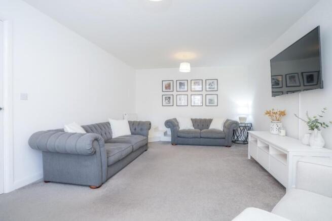 9 Waddington Drive, Snaith, DN14 9FA_DSC00893.jpg