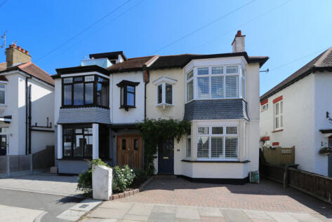 Somerville Gardens, Leigh-on-sea, SS9