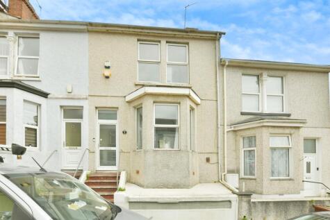 Third Avenue, Camels Head, Plymouth