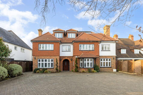 The Crescent, Belmont, Sutton, Surrey, SM2