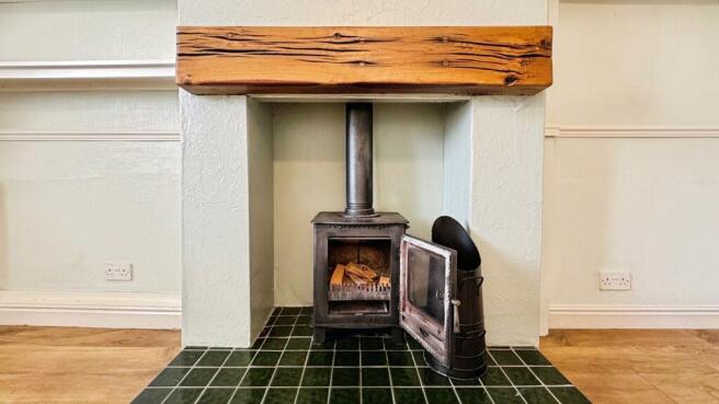 e18840f5--4D63-AB...