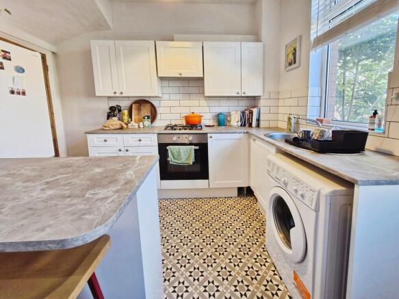 a9acb322-10000406...