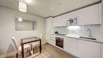 RECEPTION ROOM/ KITCHEN