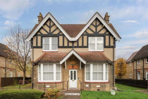 BEEHIVE HOUSE, VILLAGE WAY, London, IG6