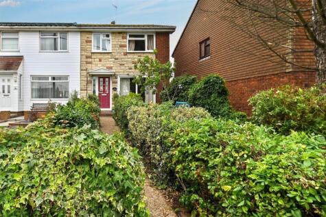 Close to town - Lakeside Path, Canvey Island