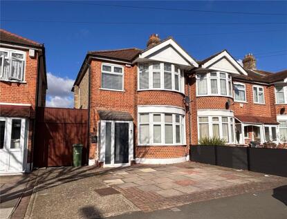 Havering Gardens, Chadwell Heath, RM6