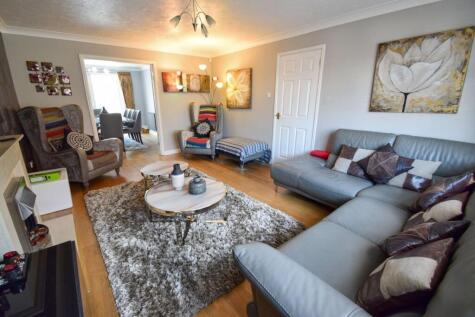 Niven Close, Wainscott, Rochester, ME3