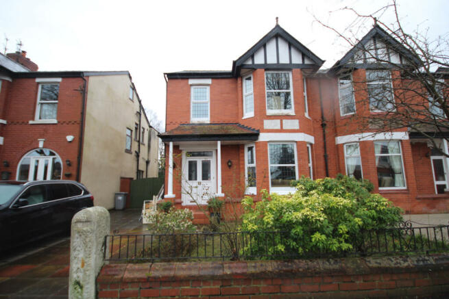 4 Bedroom Semi Detached for Sale