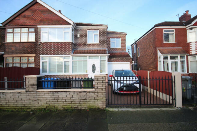 4 Bedroom Semi Detached for Sale