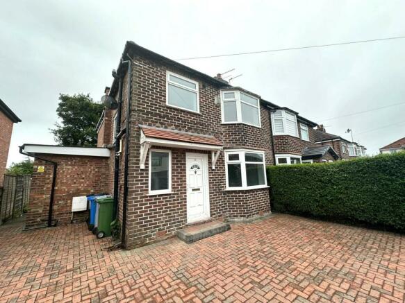 3 Bedroom Semi Detached for Rent