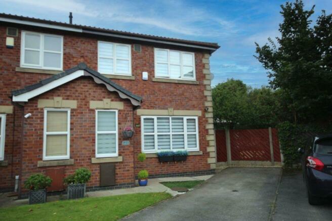 3 Bedroom Semi Detached for Sale