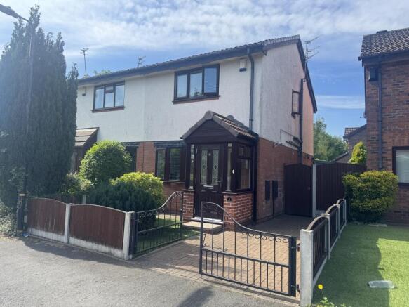 2 Bedroom Semi Detached for Sale
