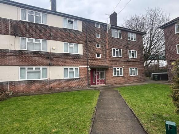 1 Bedroom Ground Floor Flat for Sale