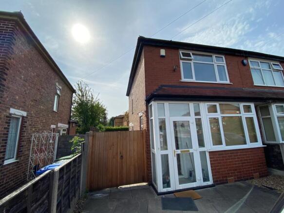 2 Bedroom Semi Detached for Rent