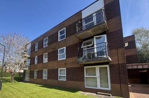 Urmston Lane, Stretford, M32