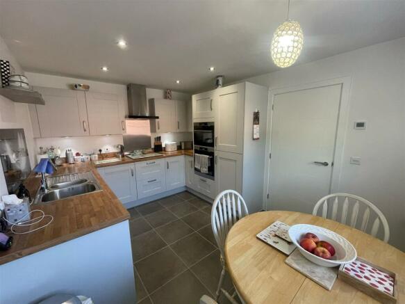 Kitchen Breakfast Room