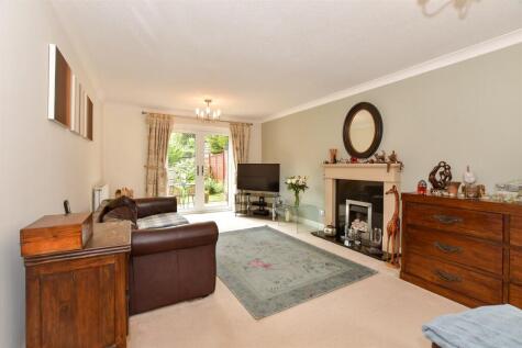 Gregory Close, Maidenbower, Crawley, West Sussex