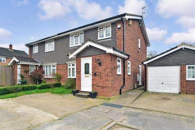 3 Bedroom Semi Detached House For Sale In Yarmouth Close Crawley West