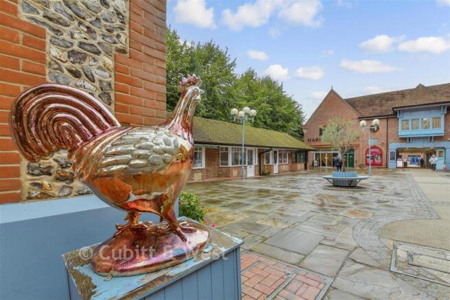 External Lifestyle Photograph