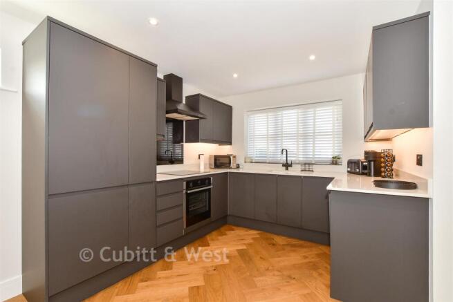 Lounge/Kitchen