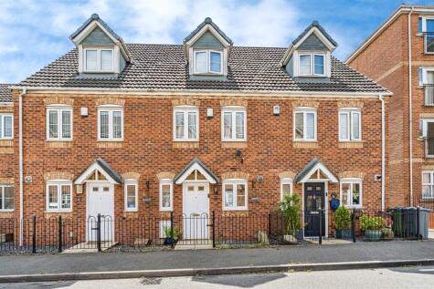 Thunderbolt Way, Tipton