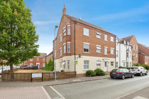 Tracy Avenue, SLOUGH