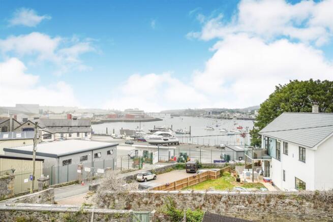 6 Bedroom Cottage For Sale In Kelly Cottages Turnchapel Plymouth