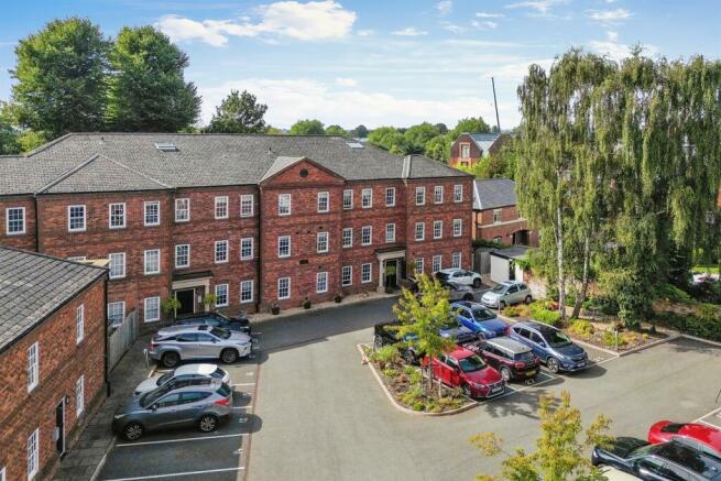 2 bedroom apartment for sale in Beatrice Court Lichfield WS13