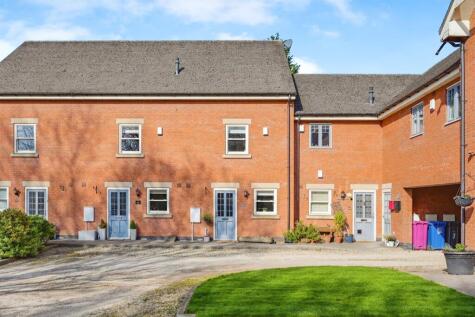 Oakhurst Court, Shenstone, Lichfield