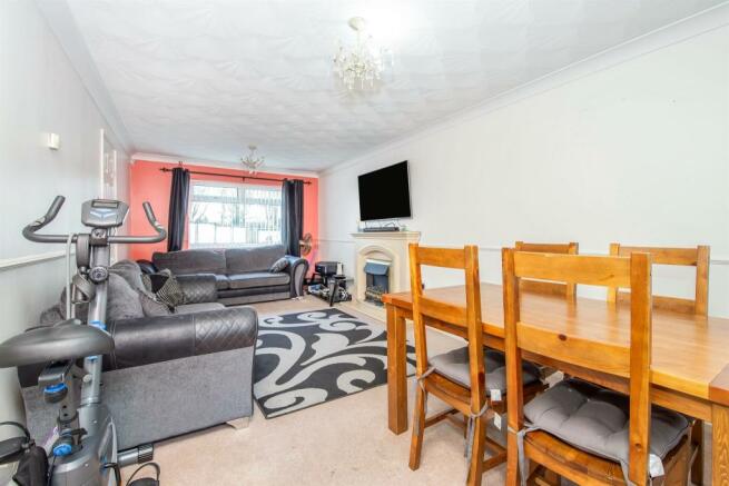 Property For Sale In London Road Bedford Mk42 Buy