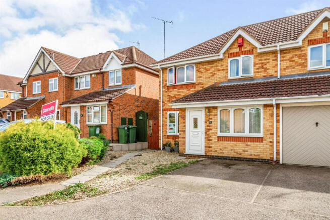 3 Bedroom Houses For Sale In Whetstone Blaby Onthemarket