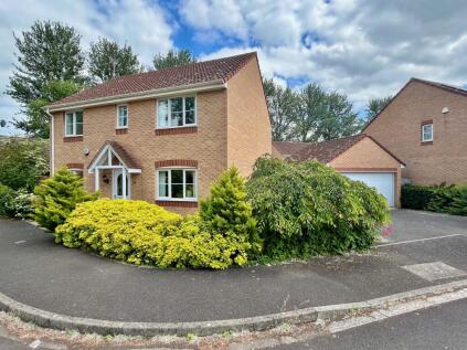 Avill Crescent, Taunton