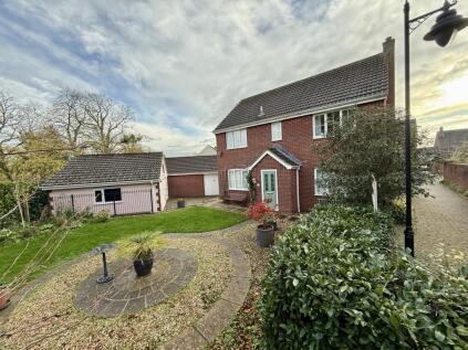 Baileys Gate, Cotford St. Luke, Taunton